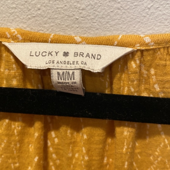 Lucky Brand Top NWOT Med. - Picture 2 of 5